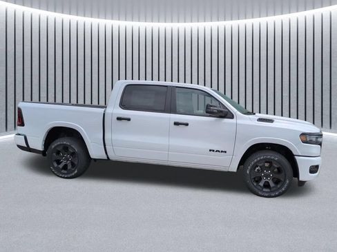 New 2026 RAM 1500 Big Horn AWD/4WD image 4