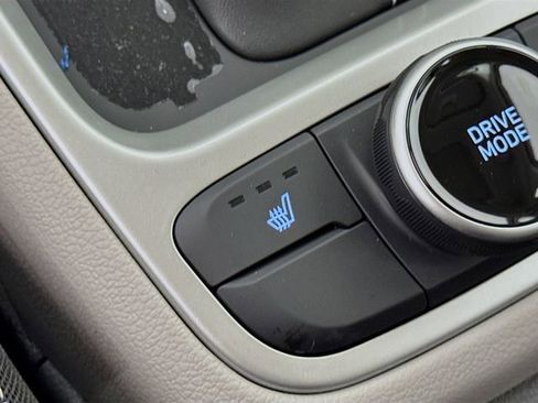 New 2026 Hyundai Venue FWD image 31
