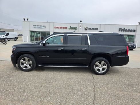 Used 2017 Chevrolet Suburban Premier image 6