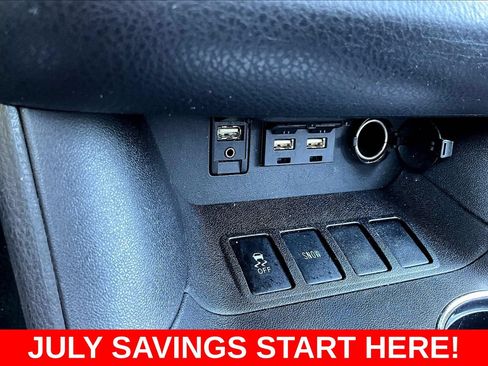 Used 2019 Toyota Highlander LE FWD image 22
