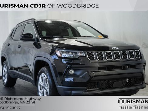 Certified 2025 Jeep Compass Latitude w/ Sun & Sound Group AWD/4WD image 1