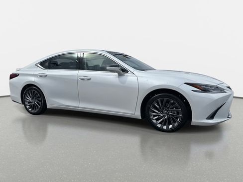 Used 2024 Lexus ES 350 Ultra Luxury w/ Accessory Package (Z2) image 6