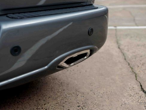 Used 2023 Chevrolet Express 2500 image 24