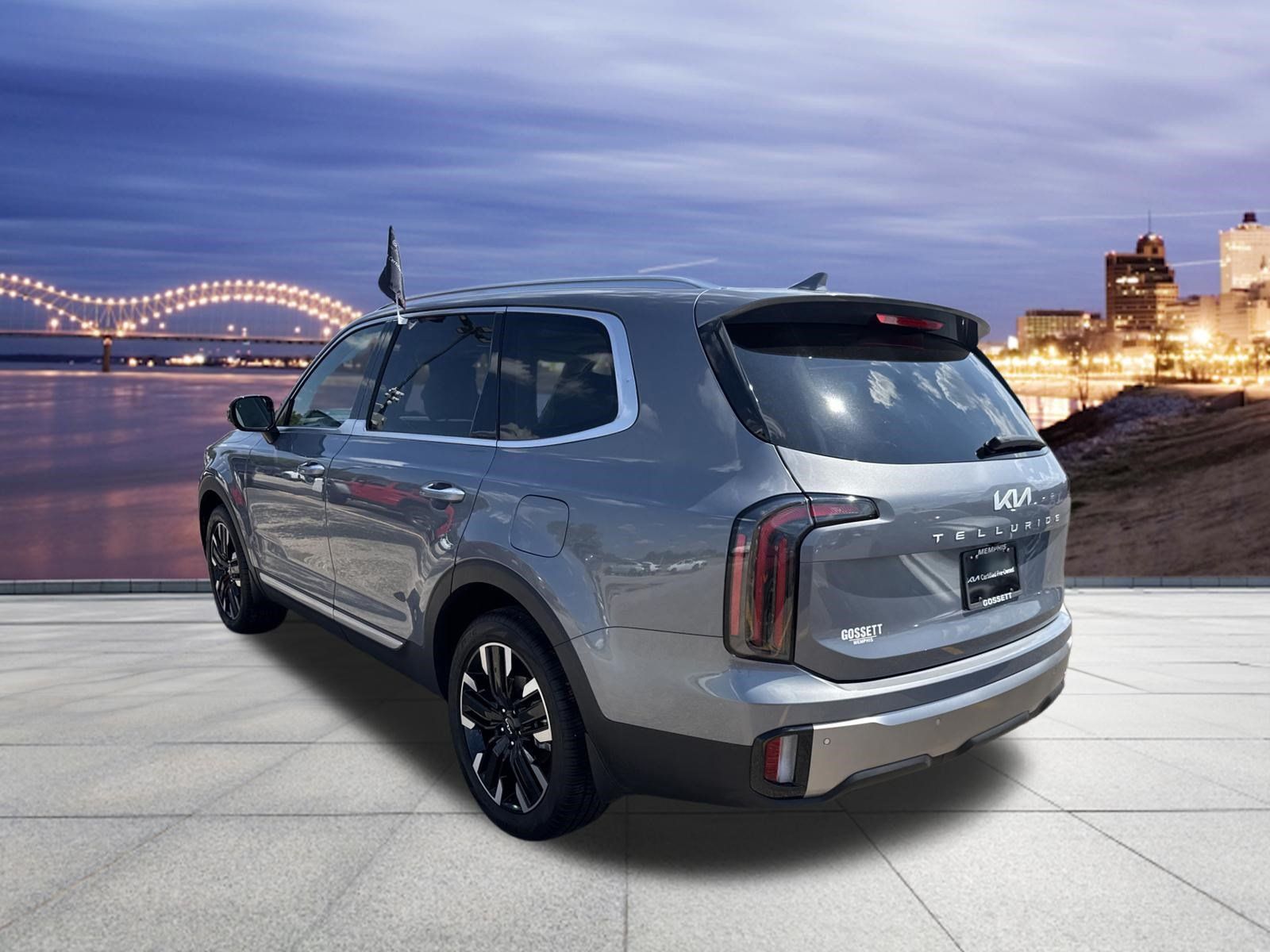 Used 2025 Kia Telluride SX w/ SX Captain's Chair Package FWD image 3