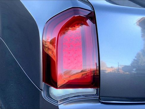 Certified 2023 Chrysler 300 S image 29