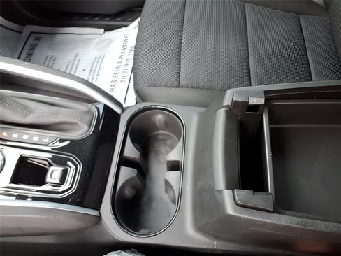 Used 2023 Chevrolet Colorado LT w/ LT Convenience Package II image 28