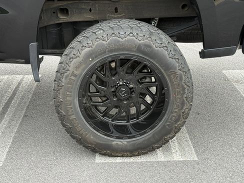 Used 2024 Chevrolet Silverado 1500 RST AWD/4WD image 10
