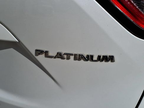 Used 2015 Nissan Murano Platinum w/ Platinum Technology Package FWD image 7