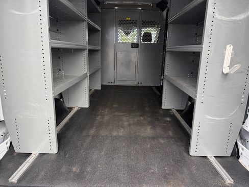 Used 2024 Ford Transit 250 148 Medium Roof RWD image 20