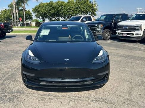 Used 2021 Tesla Model 3 Standard Range Plus RWD image 9