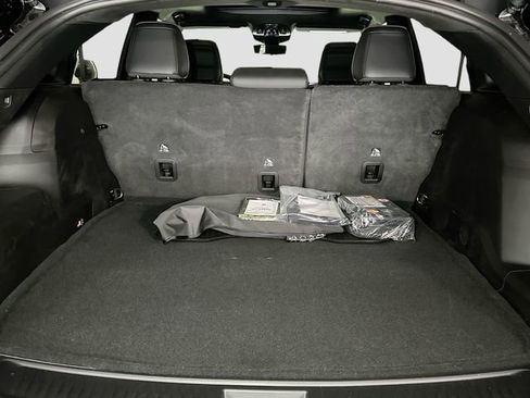 New 2025 Jeep Wagoneer S Launch Edition image 30