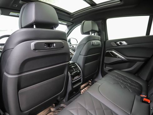 New 2026 BMW X6 xDrive40i image 21