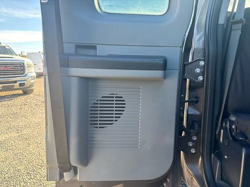 Used 2015 Ford F250 XL w/ Power Equipment Group image 17