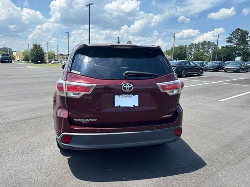 Used 2015 Toyota Highlander Limited w/ Driver Technology Package FWD image 30