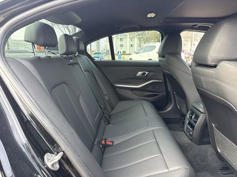 Used 2020 BMW 330i Sedan w/ Convenience Package image 31