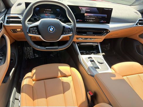 Used 2025 BMW i4 eDrive40 RWD image 7