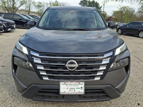 Used 2024 Nissan Rogue S AWD/4WD image 8
