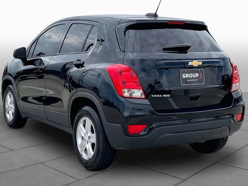 Used 2019 Chevrolet Trax LS w/ Tint and Cruise Package AWD/4WD image 12