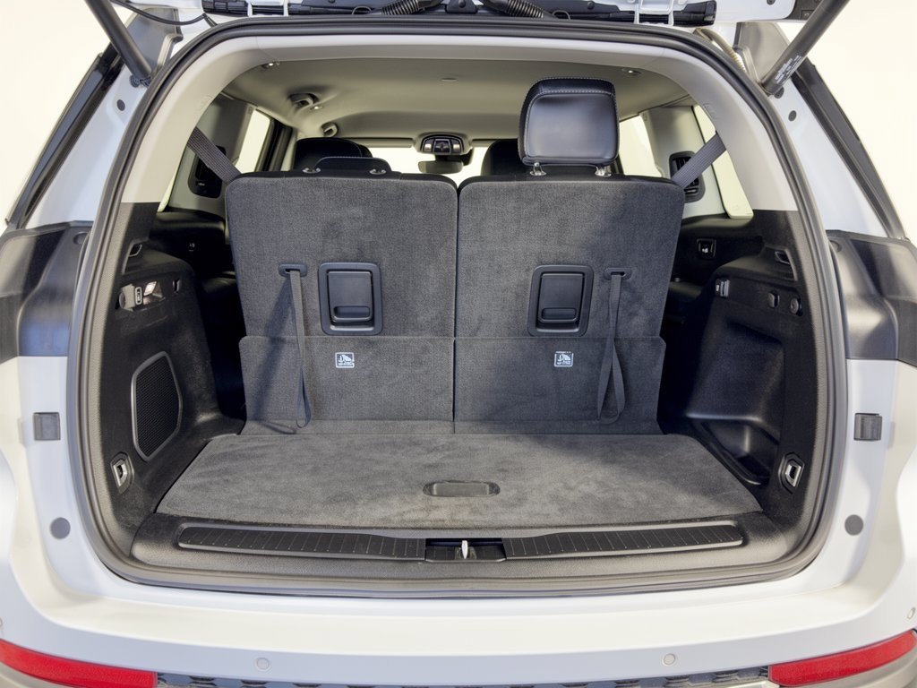 Used 2021 Jeep Grand Cherokee L Limited RWD image 28