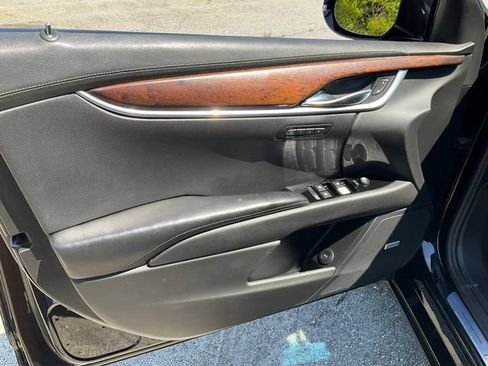 Used 2018 Cadillac XTS Luxury FWD image 7