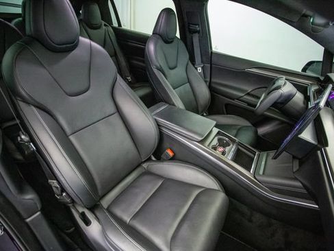 Used 2022 Tesla Model X Plaid AWD/4WD image 21
