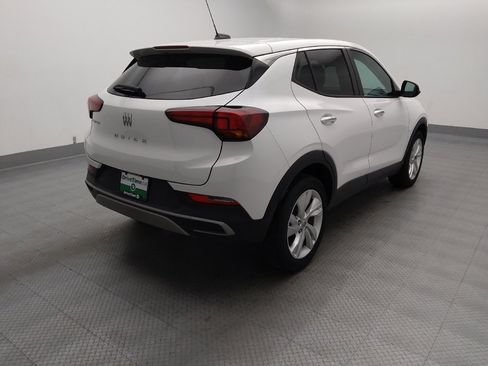 Used 2024 Buick Encore GX Preferred FWD image 9