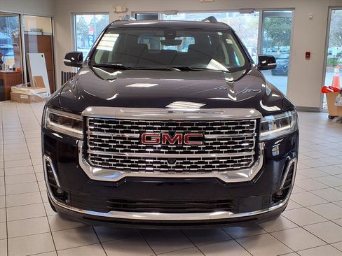 Used 2021 GMC Acadia Denali w/ Denali Technology Package image 7