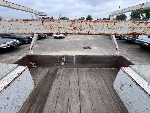 Used 2001 Ford F350 XL image 42