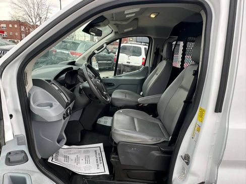 Used 2019 Ford Transit 250 250 3dr SWB Low Roof Cargo Van image 12