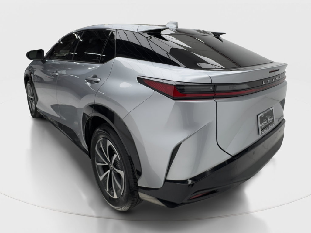 Used 2024 Lexus RZ 300e Premium FWD image 11