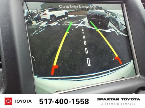 Used 2018 Jeep Grand Cherokee Altitude image 20