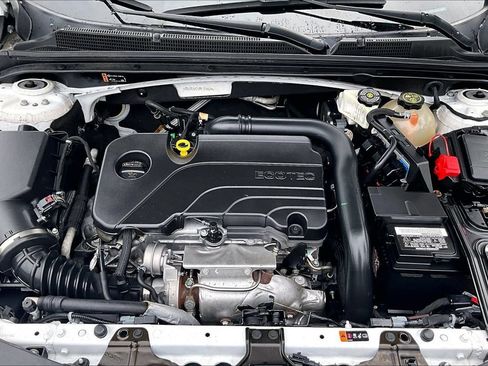 Used 2023 Chevrolet Malibu LS FWD image 31
