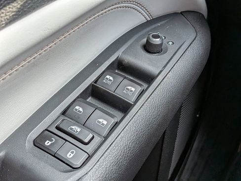 Used 2024 Jeep Compass Limited image 24