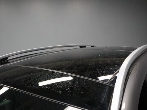 Used 2021 Mercedes-Benz GLB 250 4MATIC image 34