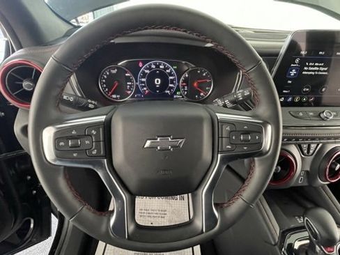 Used 2025 Chevrolet Blazer RS image 36