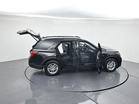 New 2026 Ford Explorer Active RWD image 47