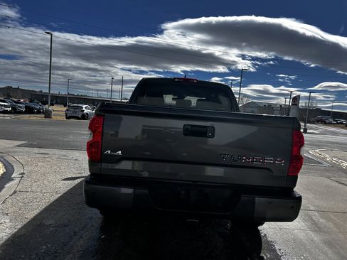 Used 2020 Toyota Tundra Limited w/ Limited Premium Package image 4