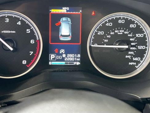 Used 2023 Subaru Forester Premium image 12