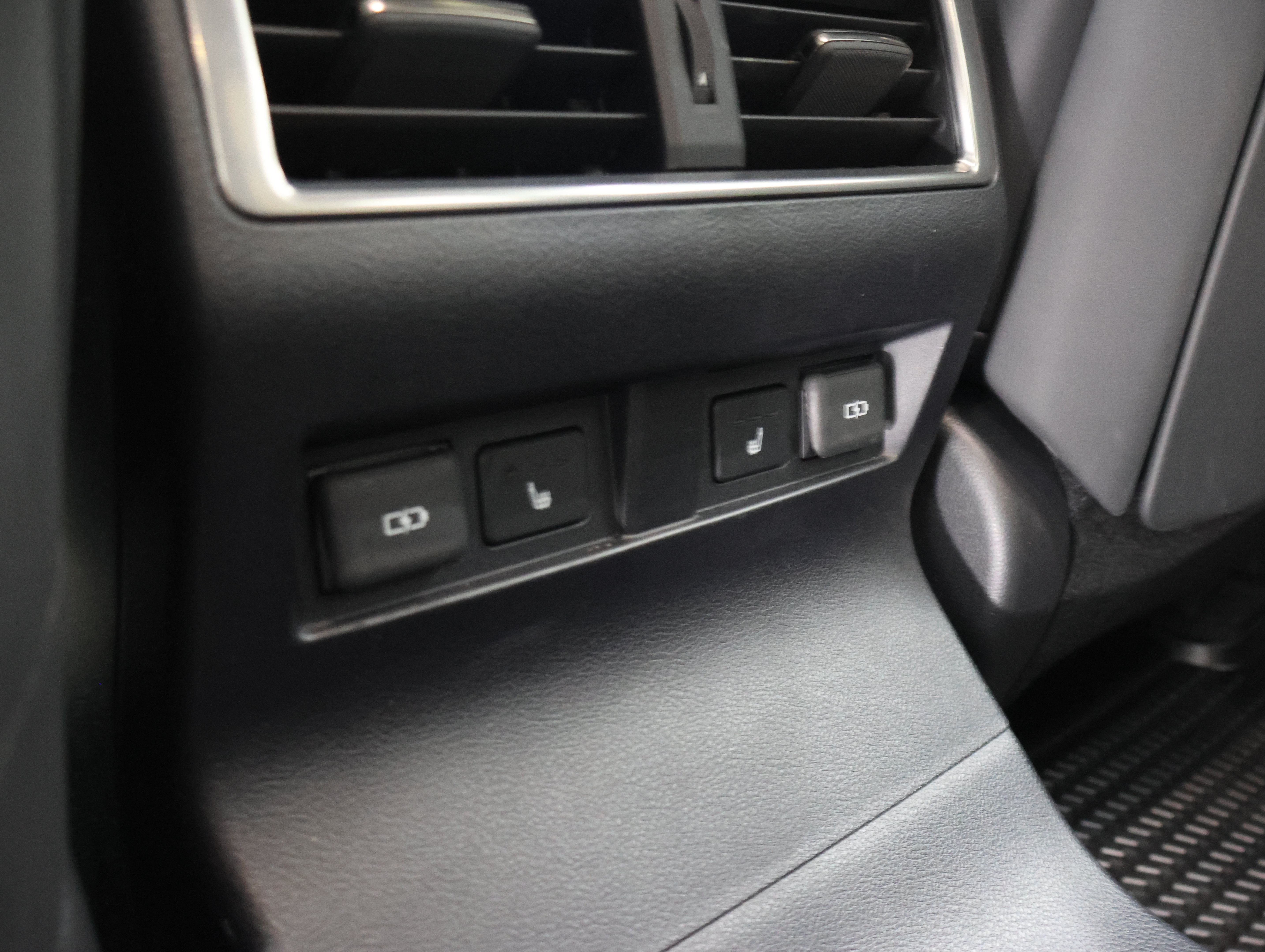 Used 2024 Lexus GX 550 AWD/4WD image 38