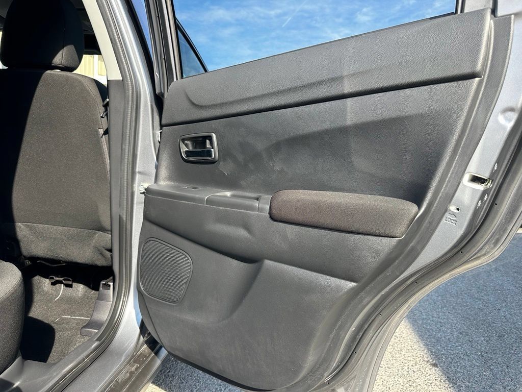 Used 2024 Mitsubishi Outlander Sport ES AWD/4WD image 18