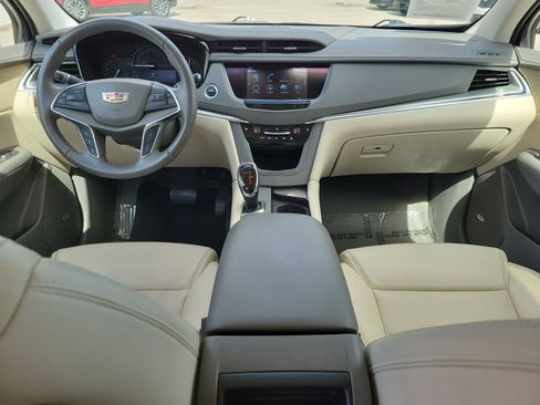 Used 2019 Cadillac XT5 Luxury image 12