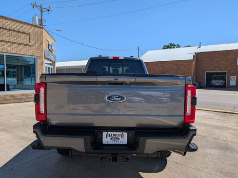 Used 2024 Ford F250 XLT w/ XLT Premium Package AWD/4WD image 7