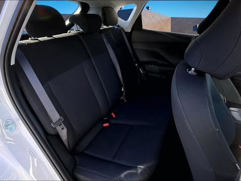 New 2026 Hyundai Kona SE image 9