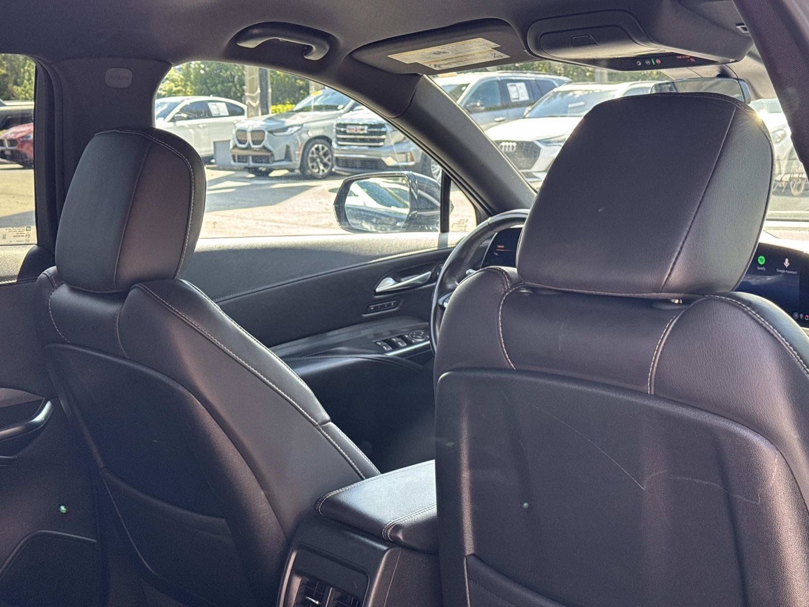 Certified 2025 Cadillac XT4 Premium Luxury FWD image 27