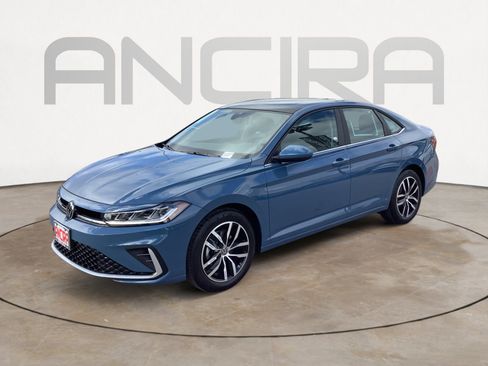 New 2026 Volkswagen Jetta SE FWD image 4