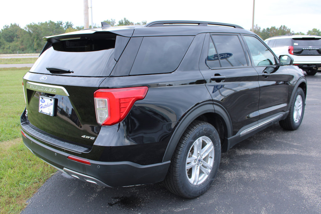 Used 2022 Ford Explorer XLT w/ Equipment Group 202A AWD/4WD image 15