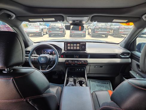 Used 2026 Honda Passport TrailSport image 23