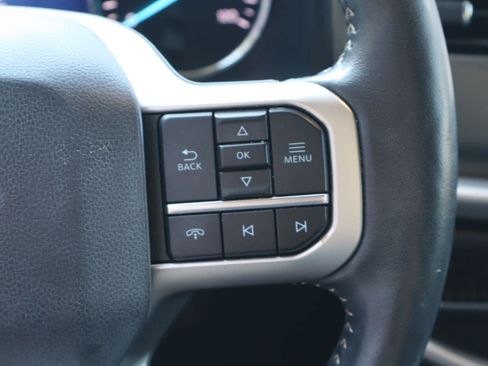 Used 2022 Ford Expedition XLT RWD image 14