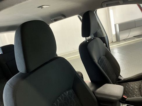 Used 2021 Mitsubishi Outlander Sport SE image 19