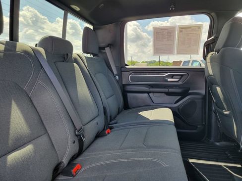 Used 2021 RAM 1500 Big Horn AWD/4WD image 16